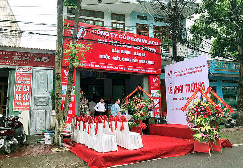 Cơn bão quà tặng tại TP Lào Cai